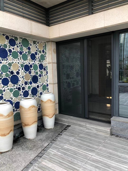 胡州的張先生安裝韋柏隱形防蚊紗窗 胡州的張先生安裝韋柏隱形防蚊紗窗