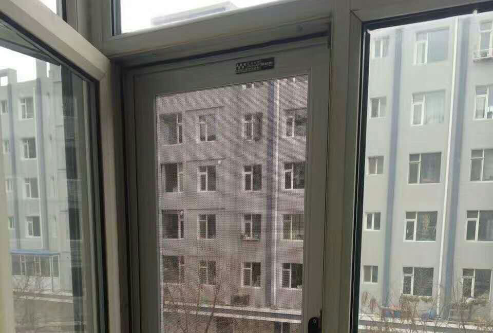 韋柏紗窗入住祖國(guó)邊防小區(qū) 韋柏紗窗入住祖國(guó)邊防小區(qū)