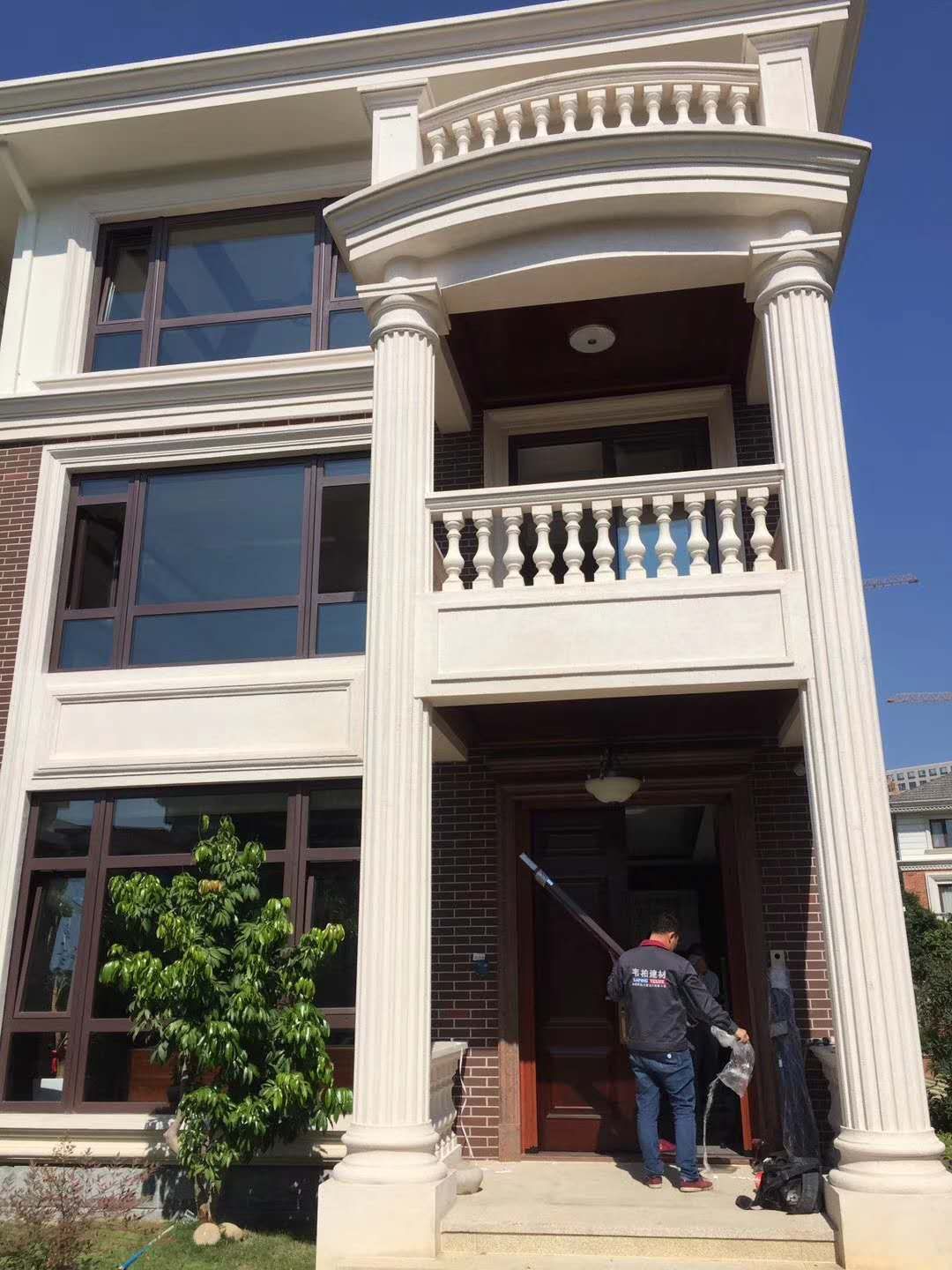 樂清上?；▓@別墅、芙蓉鎮(zhèn)別墅韋柏紗窗